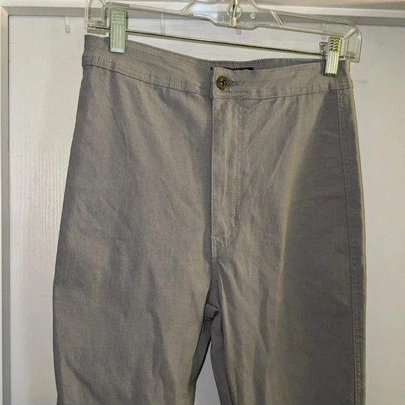 JC JQ Gray Jeans - Picture 2 of 6